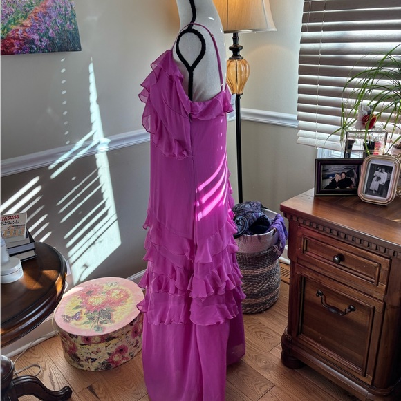Women’s~ NWT~Gorgeous Orchid Ruffle Maxi Dress! 🌺 - Picture 6 of 16